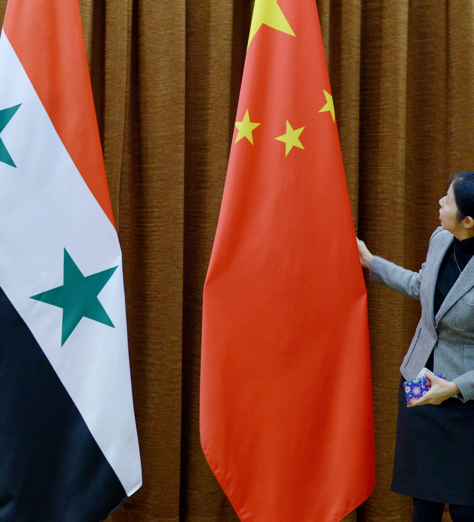 المكالمة الأولى: في محاولة لفهم التواصل الصيني الرسمي مع النظام السوري
