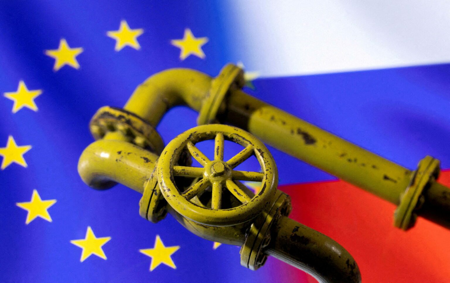 الحزمة السادسة: تباينات أوروبية في مواجهة حظر واردات الطاقة الروسية